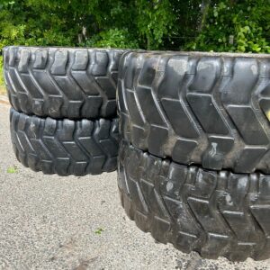 23.5R25 GOODYEAR TL3A - 8 PIECES AVAILABLE