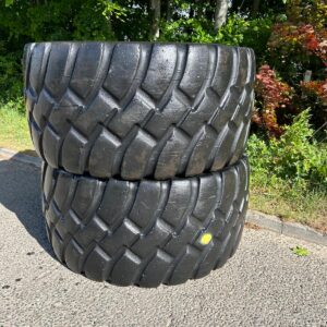 A CLEAN PAIR OF 750/65R25 GOODYEAR ADT TYRES £1700 + VAT FOR THE PAIR